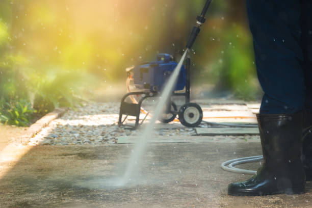Professional Pressure Washing Services in Shiner, TX